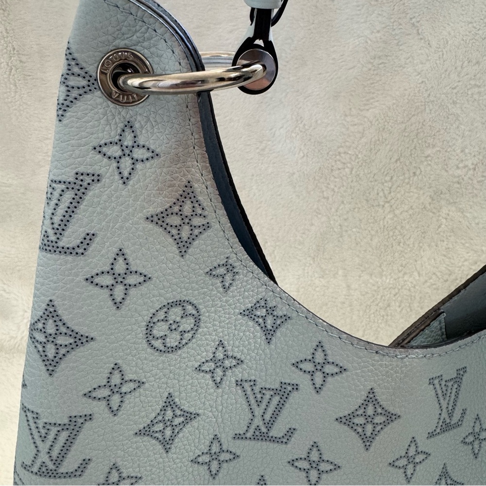Louis Vuitton Blue Mahina Leather Caramel Bag - Picture 7 of 16